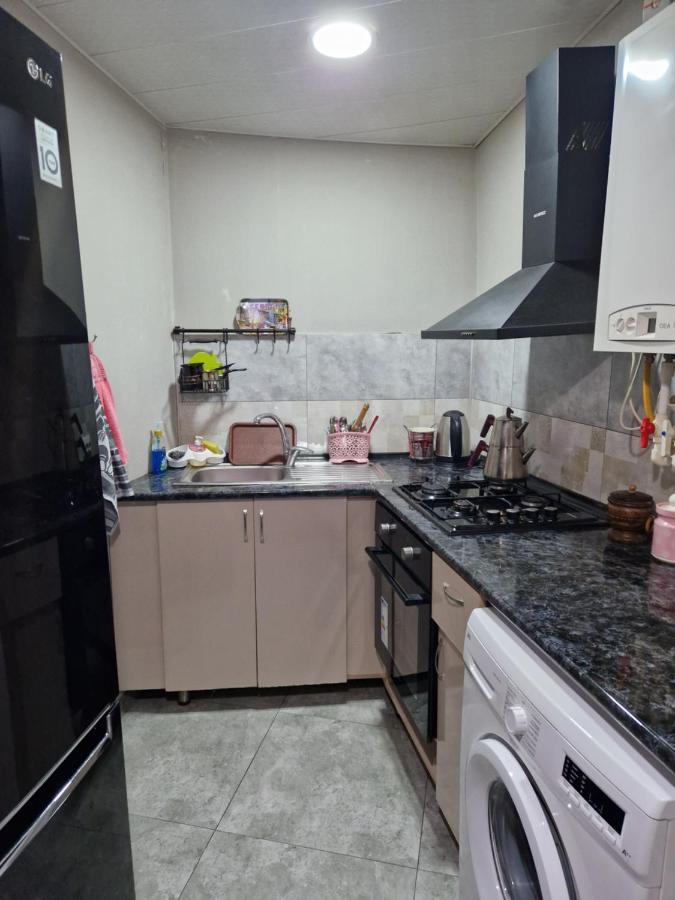 Larisa Apartment Тбілісі Екстер'єр фото