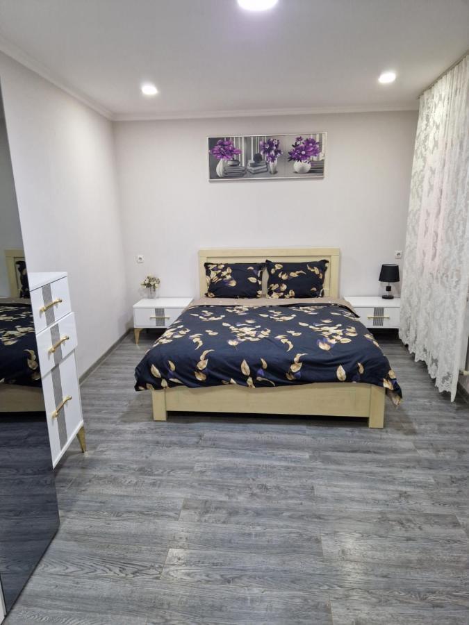 Larisa Apartment Тбілісі Екстер'єр фото