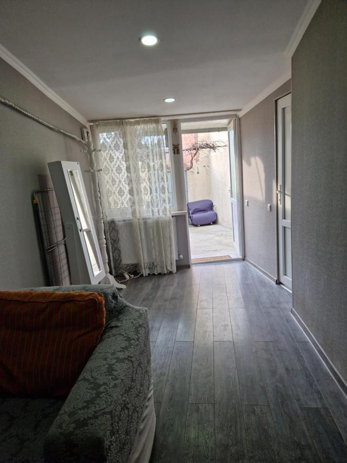 Larisa Apartment Тбілісі Екстер'єр фото