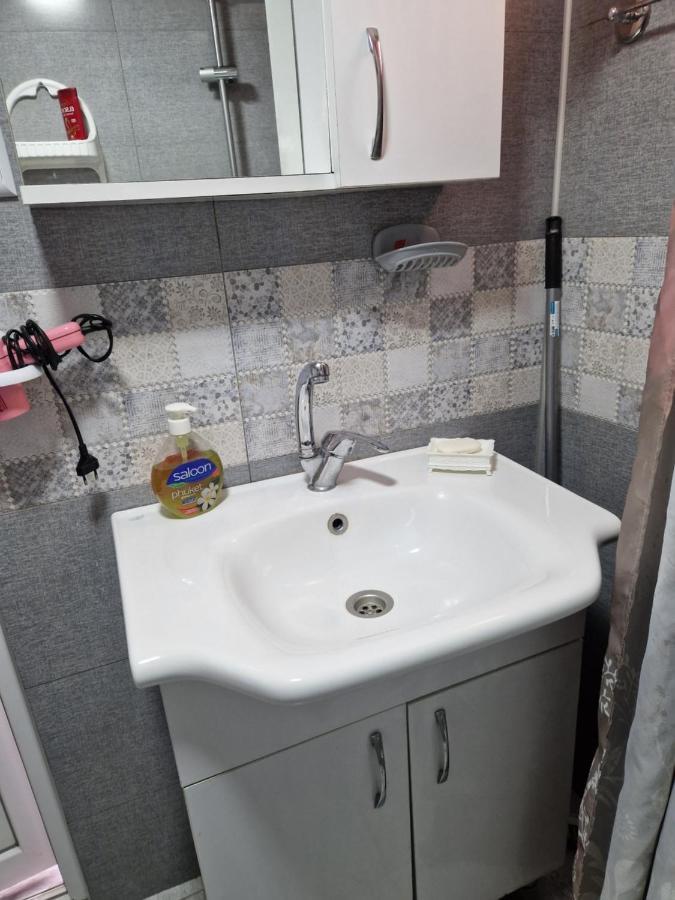 Larisa Apartment Тбілісі Екстер'єр фото